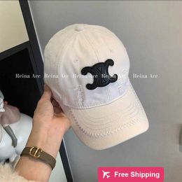 Diseñador Gorras de bola Cara llamativa Sombrero de lengua de pato Protector solar Cabeza grande Sombrero nuevo Arco de triunfo Moda Sombrero de béisbol de ala ancha Niña pequeña Sombrero de sombrilla TAAP