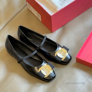 Designer Ballerines chaussures de marque Paris Marque designer Chaussures noires chaussures en cuir Le dernier luxe élégant couvre-pied discret chaussures décontractées Chaussures habillées 35-40