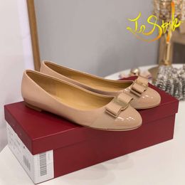 Designer Ballerines Varina Chaussures Vara Bow Mocassins Rouge Feragamosity Robe Chaussures Nude Femmes Casual Costume Confortable Marque Slip On Chaussures Taille EUR 34-40