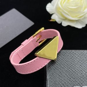 Designer Bangle Sier roestvrij staal P lederen armband eenvoudig kruispatroon gesp armbanden liefde sieraden dames herenarmbanden geen doos