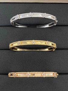 Bracelet de créateur Sweet VanCF Bracelet Jade Trèfle à quatre feuilles Tube de fleur en or rose 18 carats Bracelet large et étroit avec fermoir étoiles en diamant complet 5O27