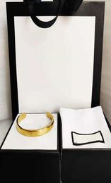 Designer Bangles Letter Bracelet Fashion Produit femme Brass Gold Hand Brace Bracelets Jewelry Supply9460225