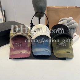 Designer Baseball Cap Luxury Diamond LETTER HAT TIE TELET DU CHAPEUR BROCKÉE CHAPE SUMME SUM