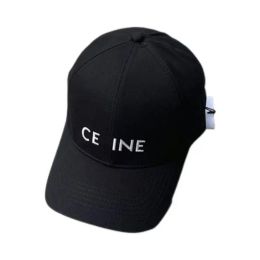 Designer Baseball Cap Womens Letters Brodé Football Caps Unisex Sport Favorite Sun Hat Sunscreen Hat