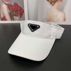 Designer Baseball Hat Fashion Ball Caps verstelbare hoeden kleurrijke pet voor heren vrouw zomerhoeden optionele witte kaki zwarte foerage cap snapbacks lager dop handdop