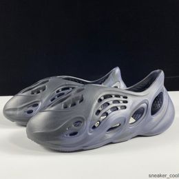 Chaussures de basket-ball deigneur Noir Sports de sport en plein air Sneakers Sneakers Pantoufles GV7903 avec original