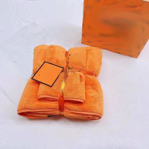 Serviette de bain design Lot de deux serviettes en velours corail à séchage rapide et absorbantes