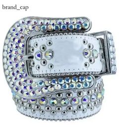 Designer BB Simon Belt for Men Women Diamond Diamond Black Blue blanc multicolour avec des strass de boucle rétro de boucle rétro Borne 20 couleurs 7130