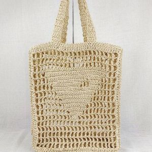 Дизайнерская пляжная сумка Красочные сумки на ремне Полые сумки с буквами Классические женские вязаные косметички Сумка для покупок