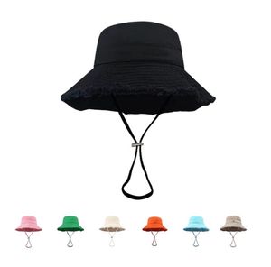 Chapeau de plage de styliste Bob de luxe à large bord avec décoration en cuir, bonnets d'été pour femmes et hommes