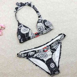 Designer Beach Thong Fashion Swimsuit Bikini Set KT1001 European en American Original Single Suit Sexy Triangle Bikini Swimsuit S M XL / XXL