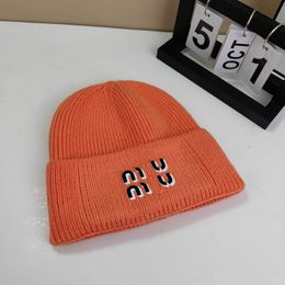 Ontwerper Beanie Bonnet Hat For Mens Women Fashion Letter Casual hoeden herfst en winter wol gebreide pet cashmere caps ontwerp accessoires winter buiten warme hoed