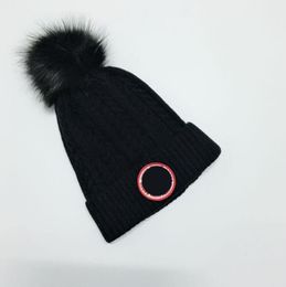 Berretto di design di lusso Celns Cappello lavorato a maglia Berretti da donna Berretto da pescatore da uomo caldo di alta qualità