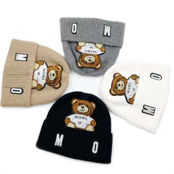 Bonnet de designer Chapeau d'hiver Casquette de crâne Marque de luxe Lettres Bonnet Casual Outdoor Knit Chapeaux Chaud Multicolore Cachemire Caps Mode Furry Bear Bonnets -3