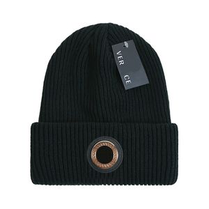 Bonnet de designer lettre chapeau tricoté femmes populaires chapeau d'hiver bonnet en cachemire extérieur décontracté très agréable