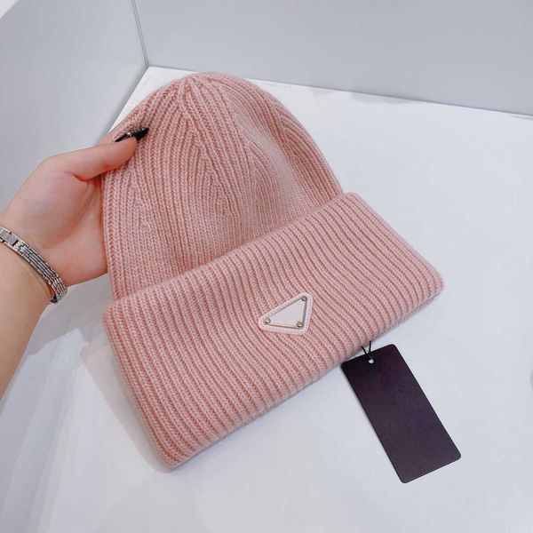 Gorro de diseño Gorro de punto unisex Gorro de lana COLOR clásico Mujeres y hombres PUNTO DE BLOQUE Gorros deportivos para damas Casual para correr al aire libre Keep Warm link1