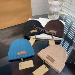 Designer beanie Winterhoed motorkap hoeden voor mannen en vrouwen Mode Warme handdoek gebreide wollen muts voor skimutsen Golf Kasjmier patchwork