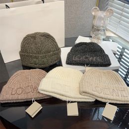 Designer Beanie Dameshoeden Casual gebreide mutsen voor mannen Vrouw Hoge kwaliteit modehoeden Buitenrandloze hoeden Warme kasjmierhoeden Meerdere keuzes