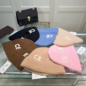 Bonnets de créateurs Bonnet de luxe pour femmes et hommes, chapeau tricoté chaud, chapeau d'hiver, protection des oreilles, chapeau d'extérieur multicolore, tendance et décontracté