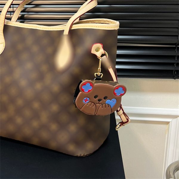 Diseñador Oso Auricular Conjunto Colgante Accesorios Cambio Monedero Clásico Monograma Patrón Diseño Airpods Funda protectora Colgante Decoración Bolsas