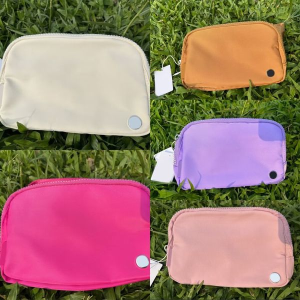 Sac de ceinture design sac de poitrine en nylon fermeture éclair fanny packs simples sacoche de luxe femme yoga sport petit sac banane mode bandoulière tendance moderne multi couleurs xb084