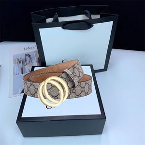 Cinturón de diseñador para hombres Marca de lujo Hombres Mujeres Cinturones Moda clásica Oro Plata Negro Letra Hebilla Estampado Patrón de tela Cuero Casual Jeans Pretina con caja de regalo