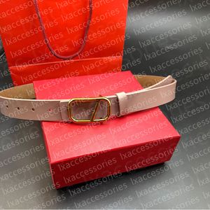 Cinturón de diseñador para mujeres, hombres, hebilla grande, moda superior para hombre, hebilla en V de bronce, plata, cuero liso al por mayor para mujer