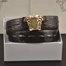 Ceinture de créateur ceinture de luxe ceintures classiques pour femmes ceinture pour hommes de créateur longueur standard lettres dorées ceinture en cuir fin moletage