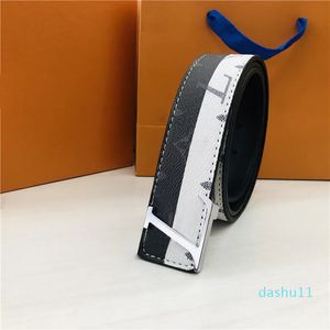 Ceinture de conception ceinture de luxe pour femmes et hommes mode laser mode laser style de design 3,8 cm différentes couleurs avec des options de boucle