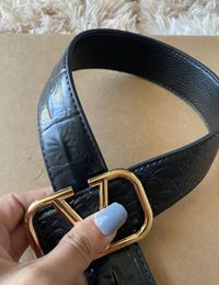 Designer Belt Men's Luxury Women's Brand Big V Brand Belt Gold Buckle Solid Leather Classic Fashion Litchi Geef Colors Orient Principal Catch Wait explodie Tory Actor