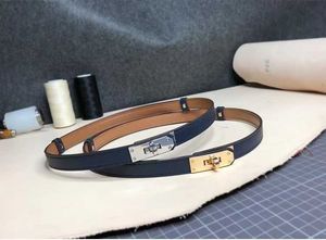 Ceinture de créateur de la courroie de haute qualité de haute qualité 1,8 cm ceintures pour femmes en création avec robe de boucle de boucle en jean ceinture de taille de tranchée pour femmes samedi