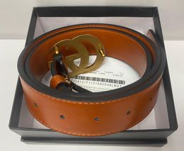 Cinturón de diseñador para mujer para hombre Cinturones de cuero de lujo Chapado en negro Ceinture de plata en oro Cintura casual Cintura Moda Cinturones con letras de cristal para mujer Diseñador Caja de cinturón