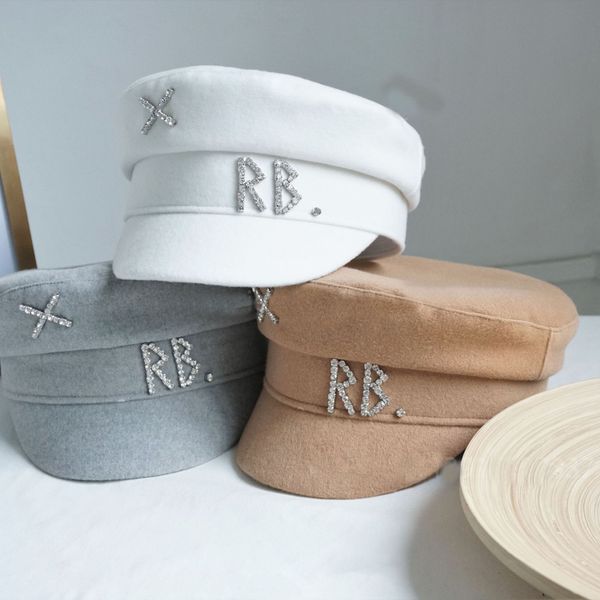 Bérets de créateurs pour femmes 100% chapeaux de laine taille S M L XL casquette lettre strass R et B dessus plat chapeau de citrouille octogonal casquettes décontractées journal