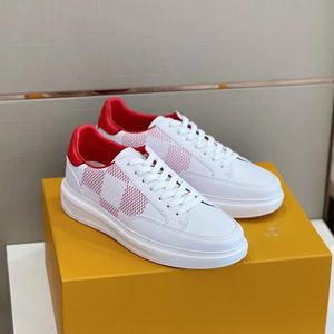 Designer Beverly Hills Chaussures de sport pour hommes Baskets blanches Baskets en cuir véritable Étoiles 3D Cuirs Bas Top Runner Baskets à plateforme à lacets 04