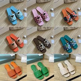 designer grote maat sandalen dames platte hak pantoffels driehoek print mode slipper wit zwart wijn rood bruin roze dames veelkleurige sandalen schoenen prad 36-42