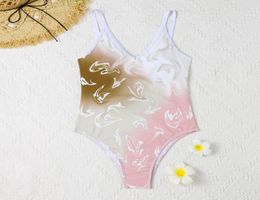 Designer Bikini Swim Costume Femmes Sexe Sweysuit Dames Backless Split Letter Multicolors Summer Time Bathing Bathing Cleings Wind Swimwe9812908