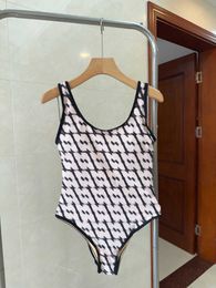 Designer Bikini Swimsuit One Piece Swimsuits Vrouwen Kleurblokafdruk Criss-Cross Back V Neck Bathing Suits Ummer Beach Wear Swimming
