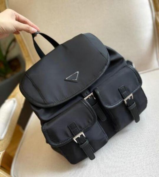 Designer Black Backpacks Sac à main Fashio Cartables Sac à dos en nylon Sac d'école Grande capacité Poches intérieures Sacs de voyage de luxe