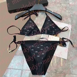 Designer zwarte bikini set brief print split badmode voor vrouwen zomer strand zwemmen biquini sexy halter badpak