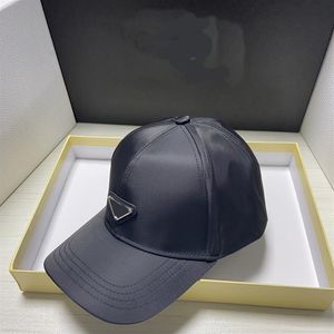 Designer Casquette noire Cuir avec logo Casquettes à carreaux Casquettes de sport Truck Driver Hat lettre de marque imprimer 13 styles maille mousse chauffeurs de camion 331p