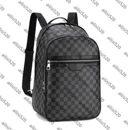 Designer Black BackoSing Backpacks Handsbags Men Femmes Pu Leather Sac à dos Fashion Knapsack Back Pack Pack Presbyt