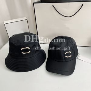 Chapeau noir de créateur classique brodé, casquette de baseball unisexe, protection solaire pour couples, couleur unie, chapeau haut de gamme, chapeau d'été à séchage rapide