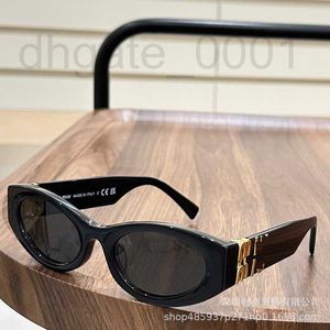 Lunettes de soleil noires de styliste pour femmes, rondes et carrées, même style, pour hommes D5H3