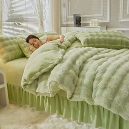 Designer beddengoedsets voor dekens Designer beddengoed winterverdikt en fleece bedrok 4-delig konijnenhaar warme melkfleece koraalfleece beddengoed 3-delige set