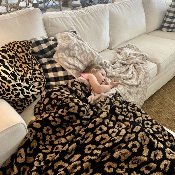 Couverture de créateur Classic Leopard Laine en peluche canapé de genou chaud à la genoux couvertures de canapé lit couchette de couette décoration décoration de décoration noire rose rose