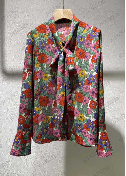 Designer Blouses Front Streamer Bow Lace-up Design V-cou Mode Chemises Floral Print Design Tempérament Joker Blouses Chemise Femmes Plus La Taille 1970
