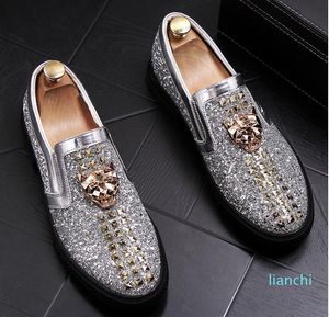 Designer Boat Spikes Flats For Men Gold Red Casual Shoe Movie Slip-on Rivets Burded Men Loafers schoenen 38-44