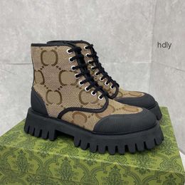 Designerlaarzen Hoge kwaliteit veterlaarzen Heren Dames Laarzen Halve laarzen Klassieke stijl Schoenen Winter Herfst Snowboots Nylon Canvas Enkellaarsjes02