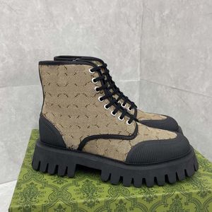 Designer Boots Lace-Up Boots Hoge kwaliteit Men Dames HALF BOOT KLAARS STYLE SCHOENEN Winter Fall Snow Boots Nylon Canvas enkelschilderpoel 002