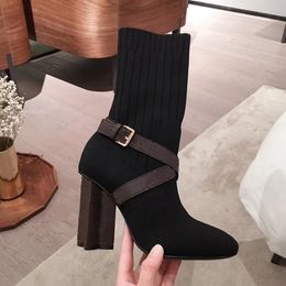 Designerlaarzen Martin Boots 23 Nieuwe stijl Riemgesp Decoratie Dikke hak Verhoogde laarzen Laarzen van elastische stof Warm en koudbestendig Modieus Dames Banketlaarzen